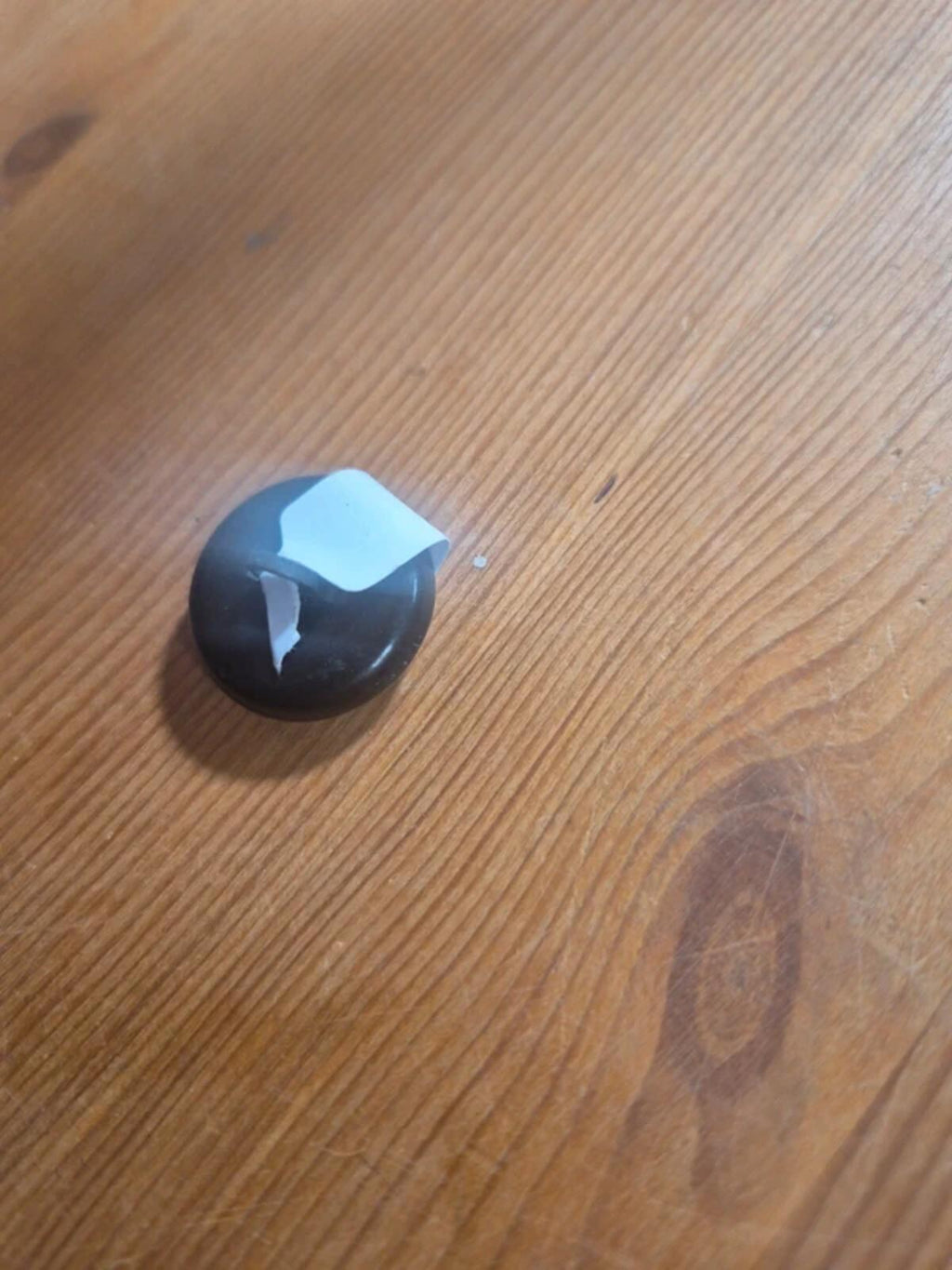 British Civil Defence Corps button - "CD".
