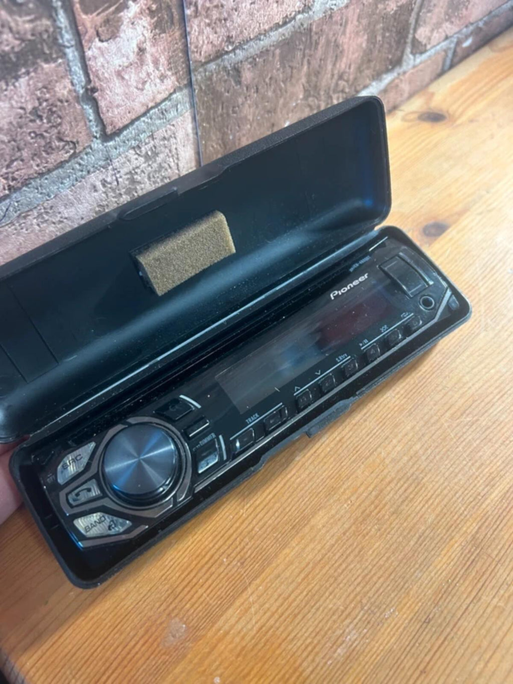 Pioneer DEH 4600BT Radio