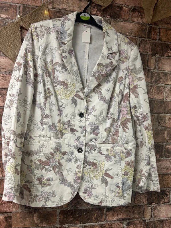 Damart Floral Blazer - Size 16