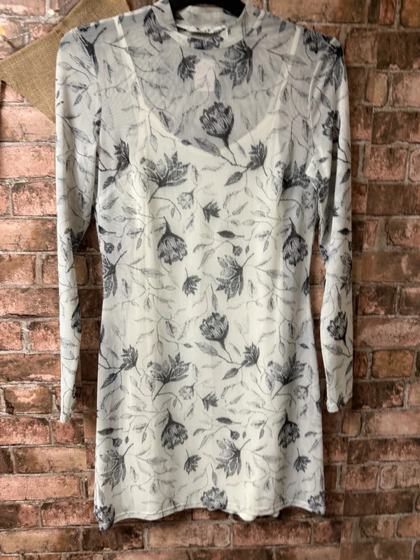 NA-KD Patterned Dress - Size 10