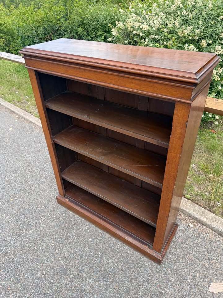 Antique Mahogany Bookcase/Display Cabinet