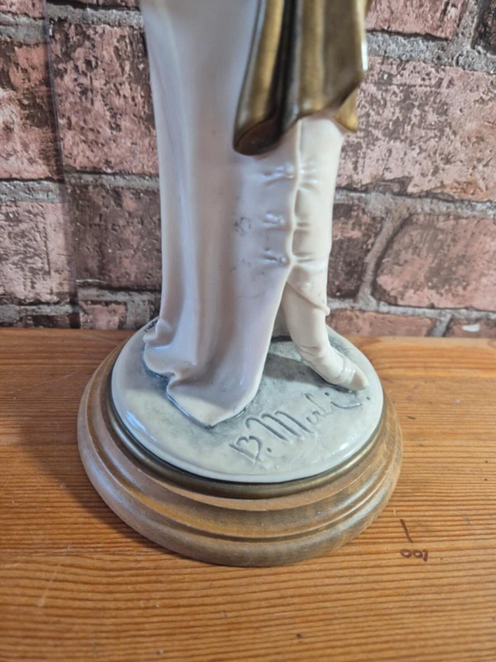 Bruno Merli lady figure
