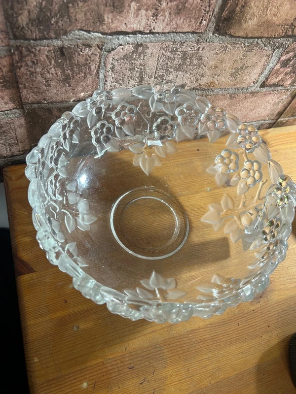 Vintage Mikasa Carmen Crystal Fruit Bowl