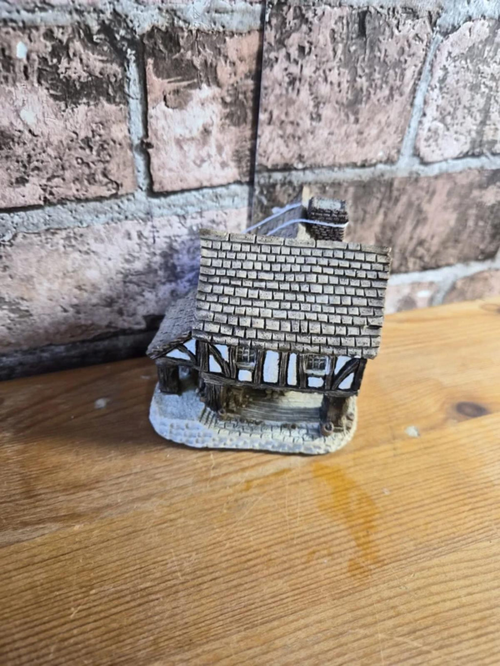 David Winter Cottage Little Market
