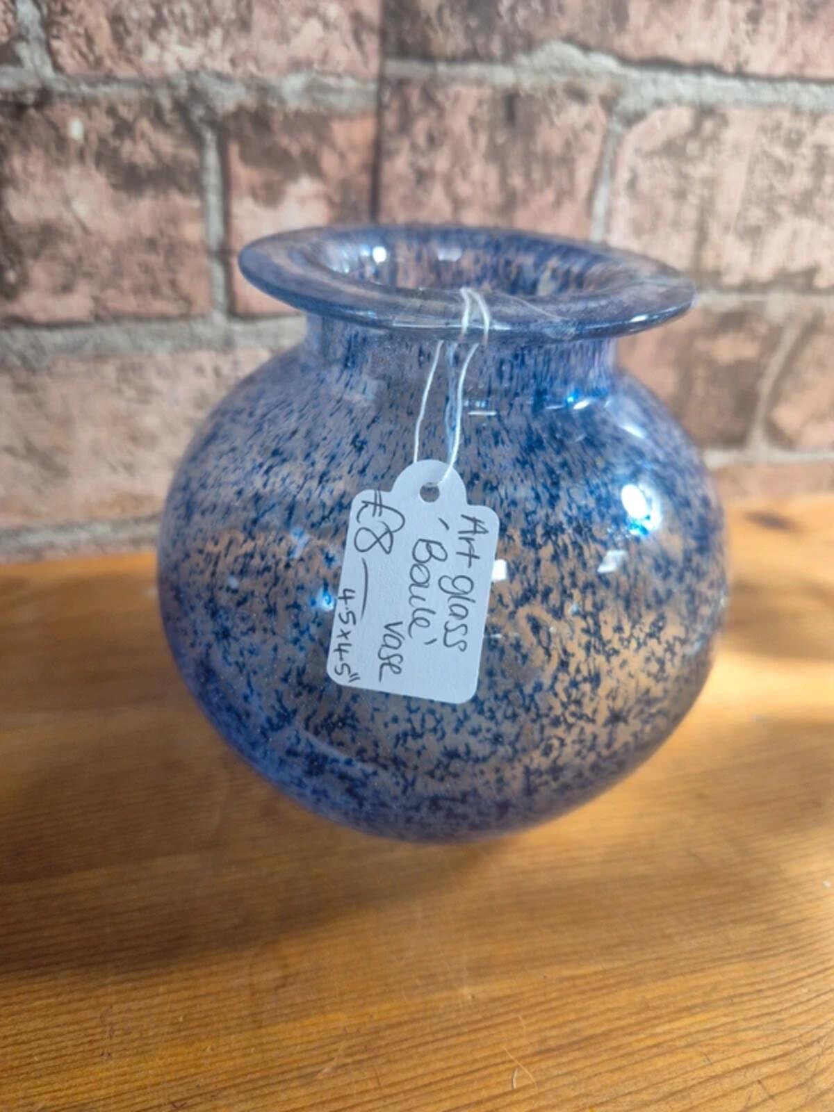 Art glass 'Boule' vase