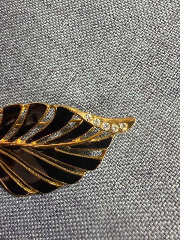 Vintage Leaf Brooch