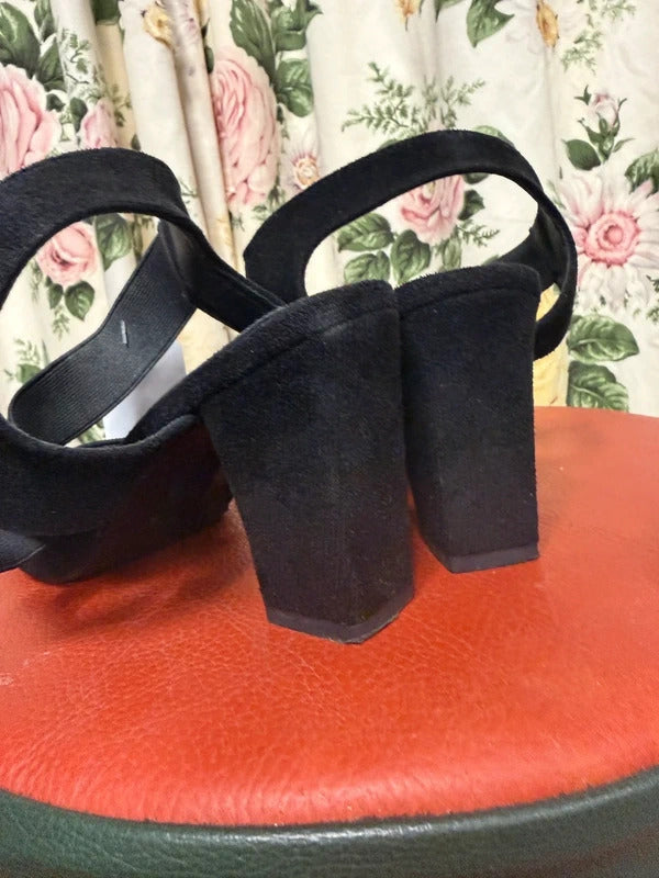 Shein black heels - size 4 UK