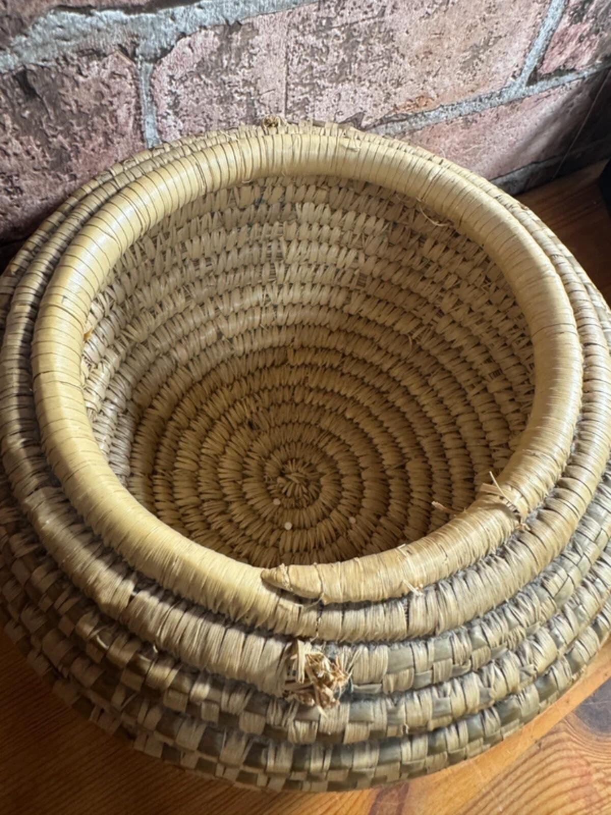 Vintage Wicker Round Basket