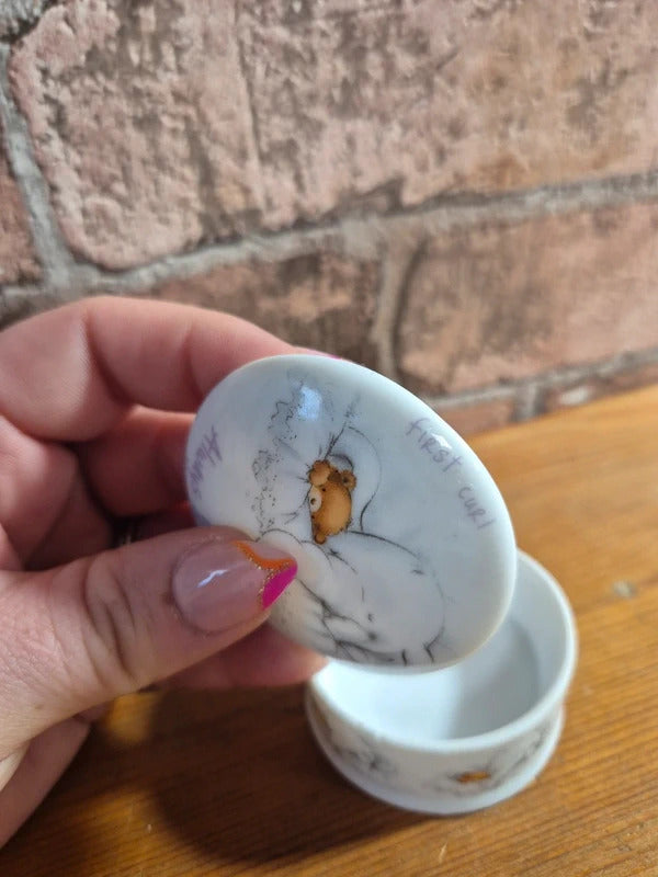 First Curl, trinket pot