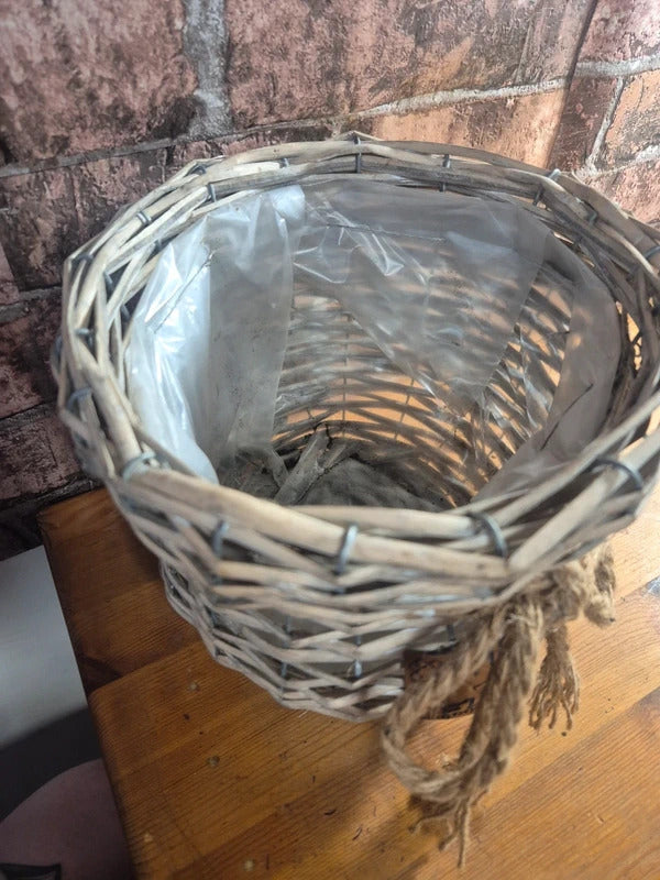 Wicker home basket