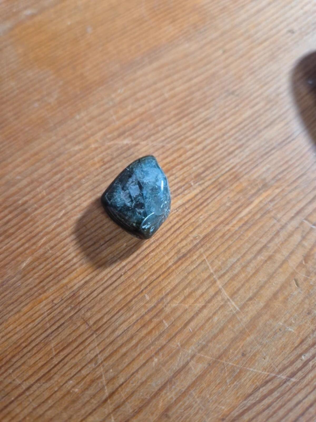 laboradorite
