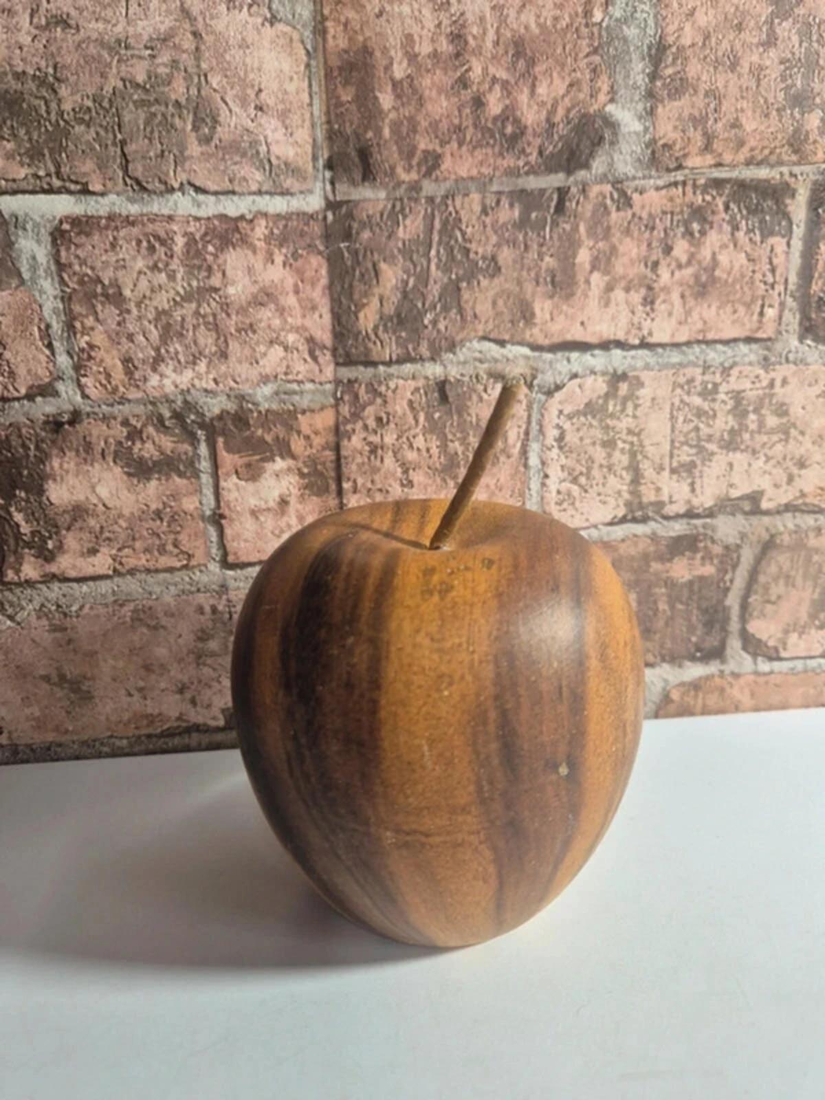 Ceramic Wood Effect Apple