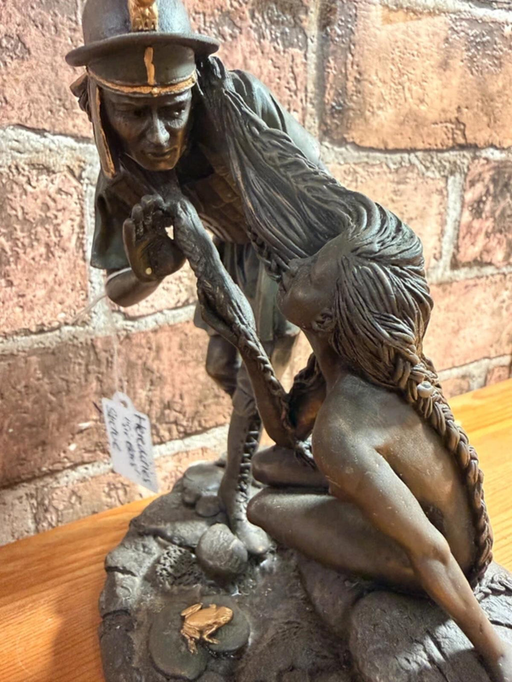 Heredities "Sir Bors" Statue