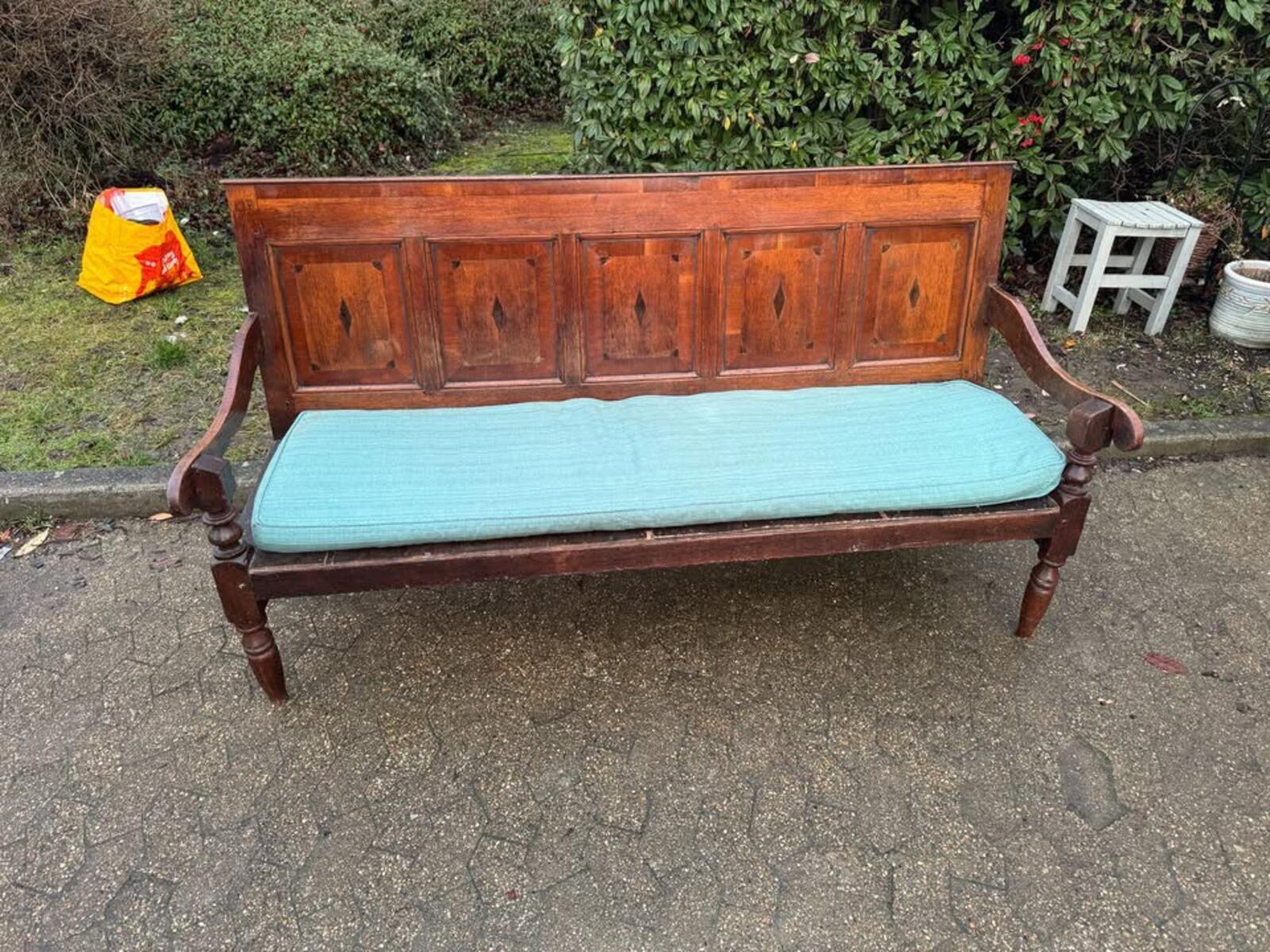 Georgian Five Panelled Oak and Mahogany Settle Bench