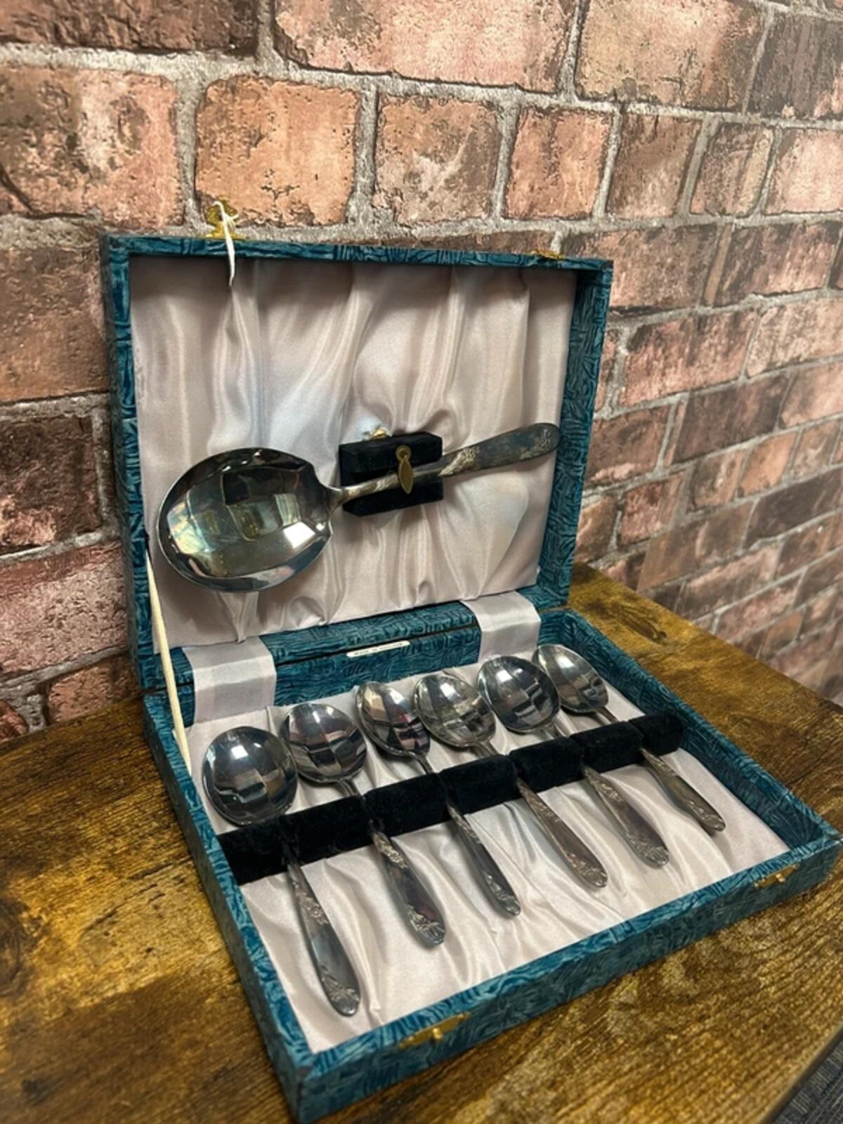 Vintage Made in England Spoon Set