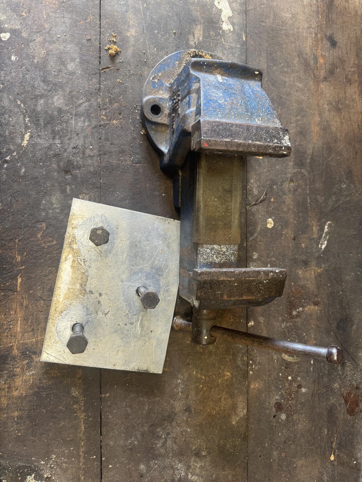Record No 3 Vintage Large Vice