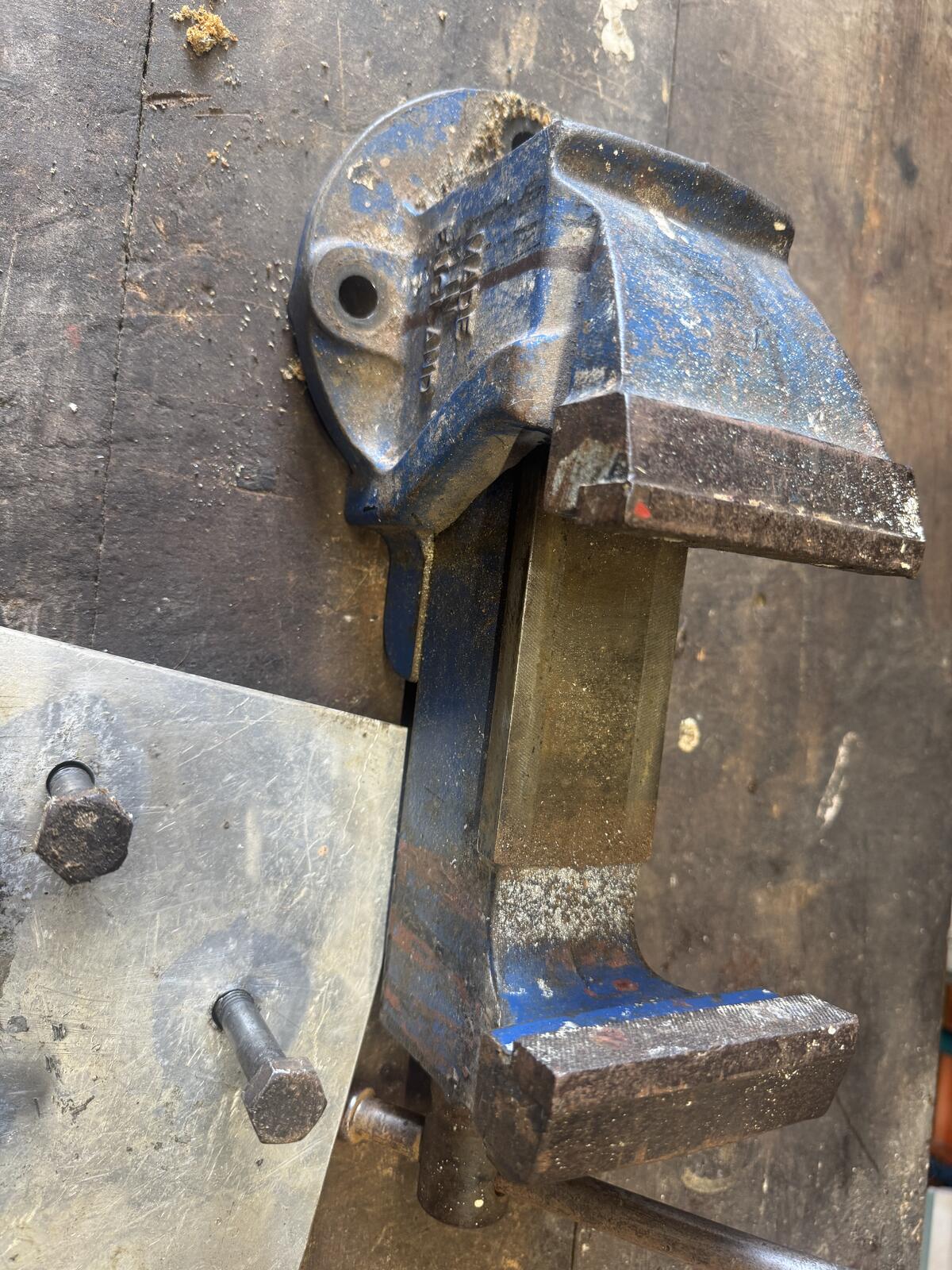 Record No 3 Vintage Large Vice