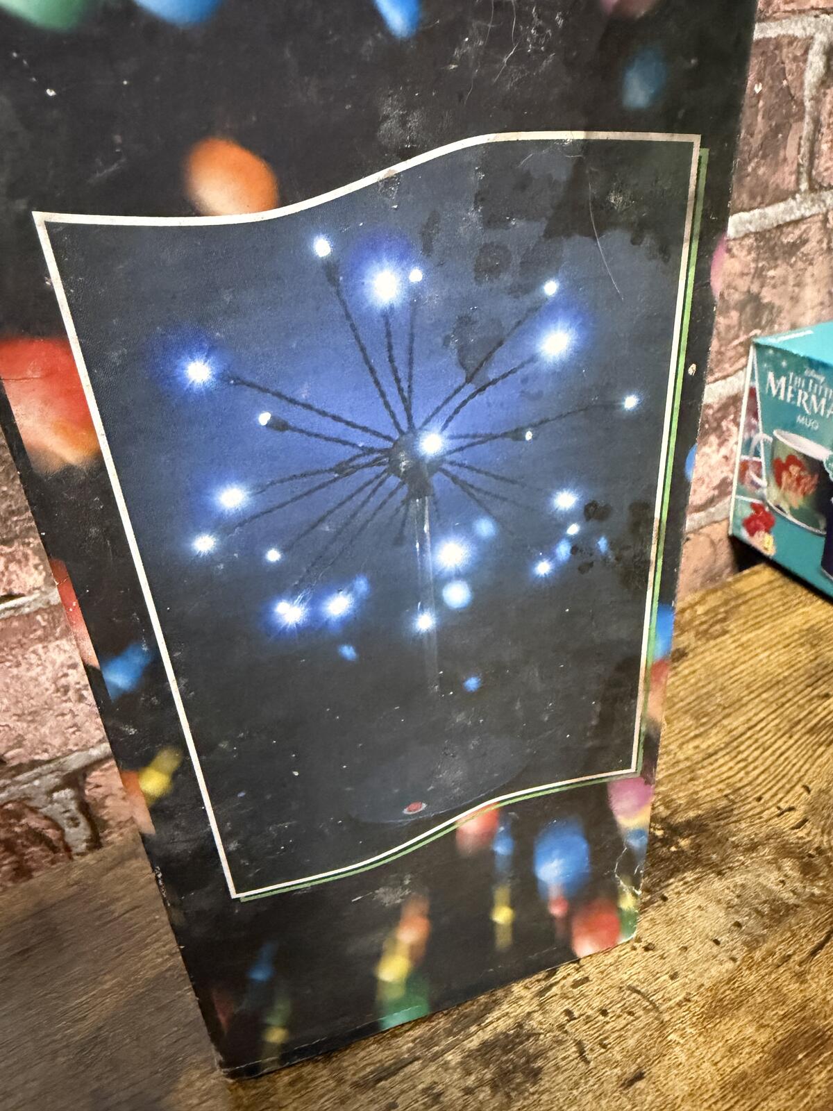 24 Bulb LED White Firework Lamp