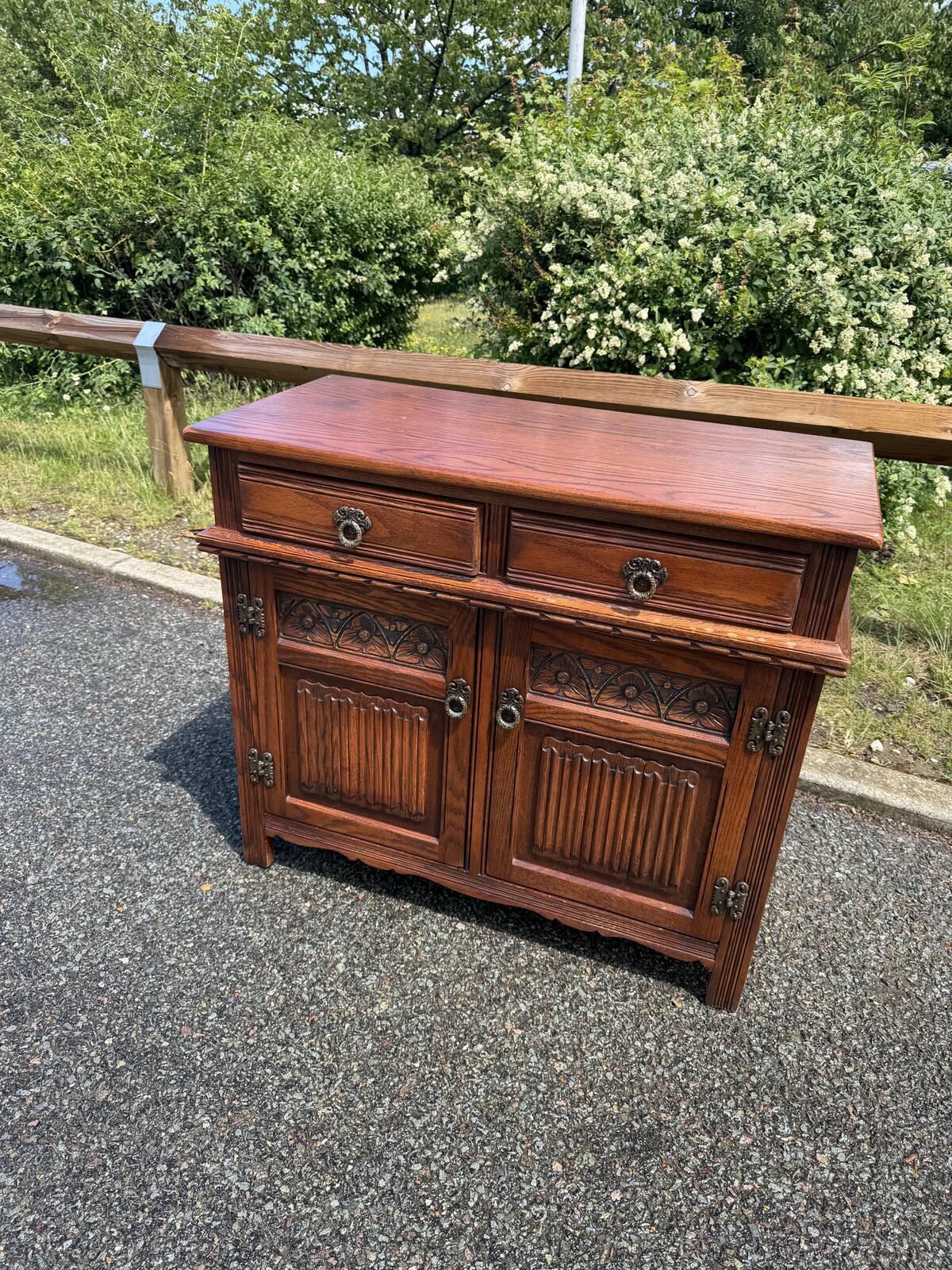 Old Charm Oak Cabinet/Cupboard