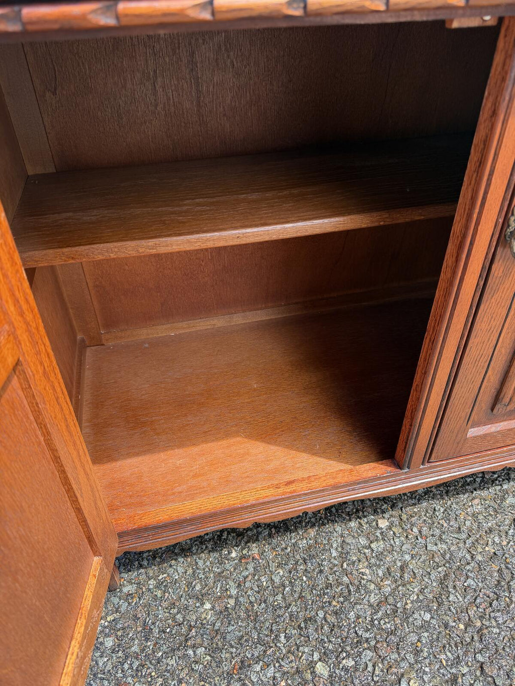 Old Charm Oak Cabinet/Cupboard