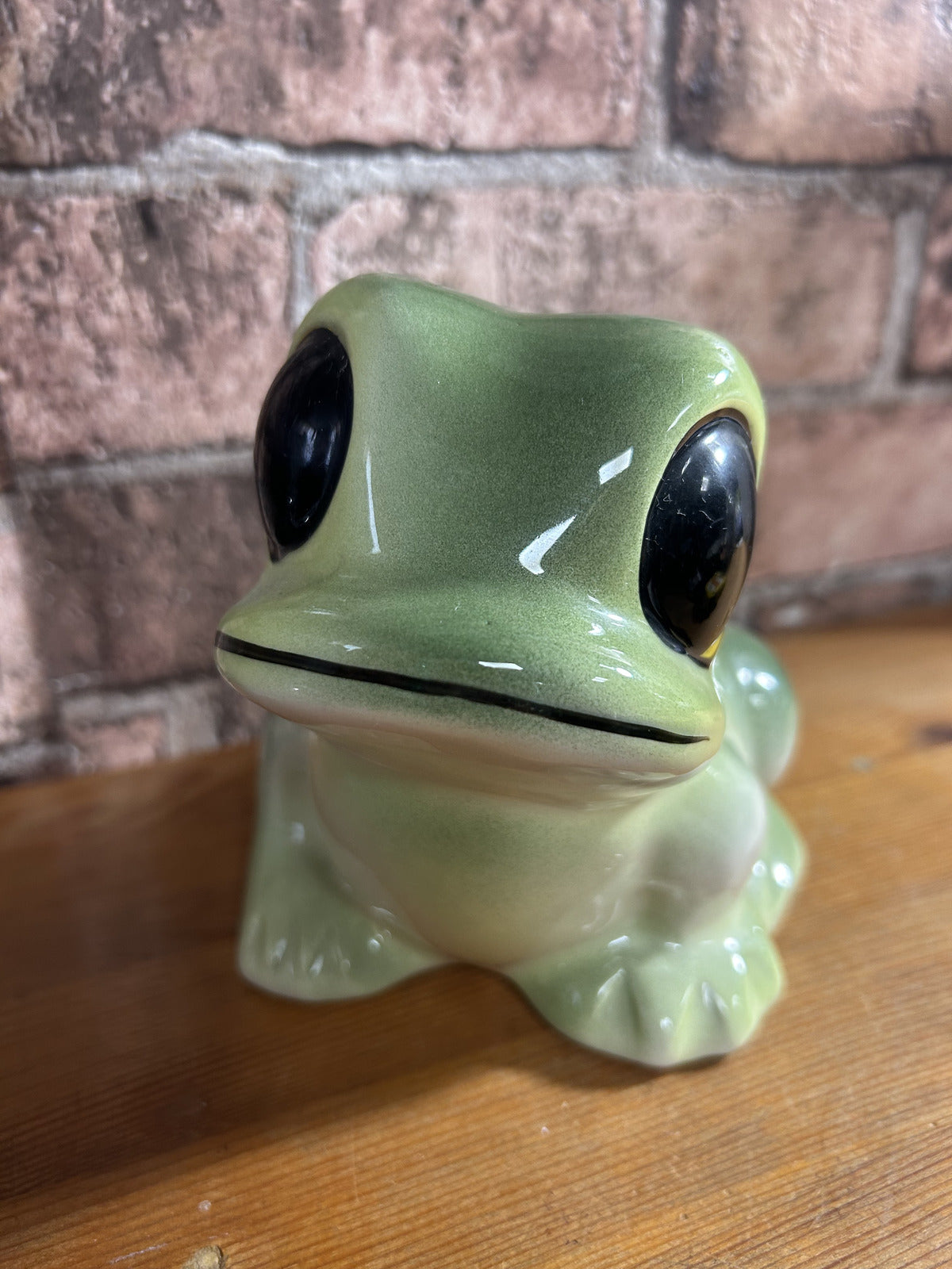 Vintage Green Frog Planter