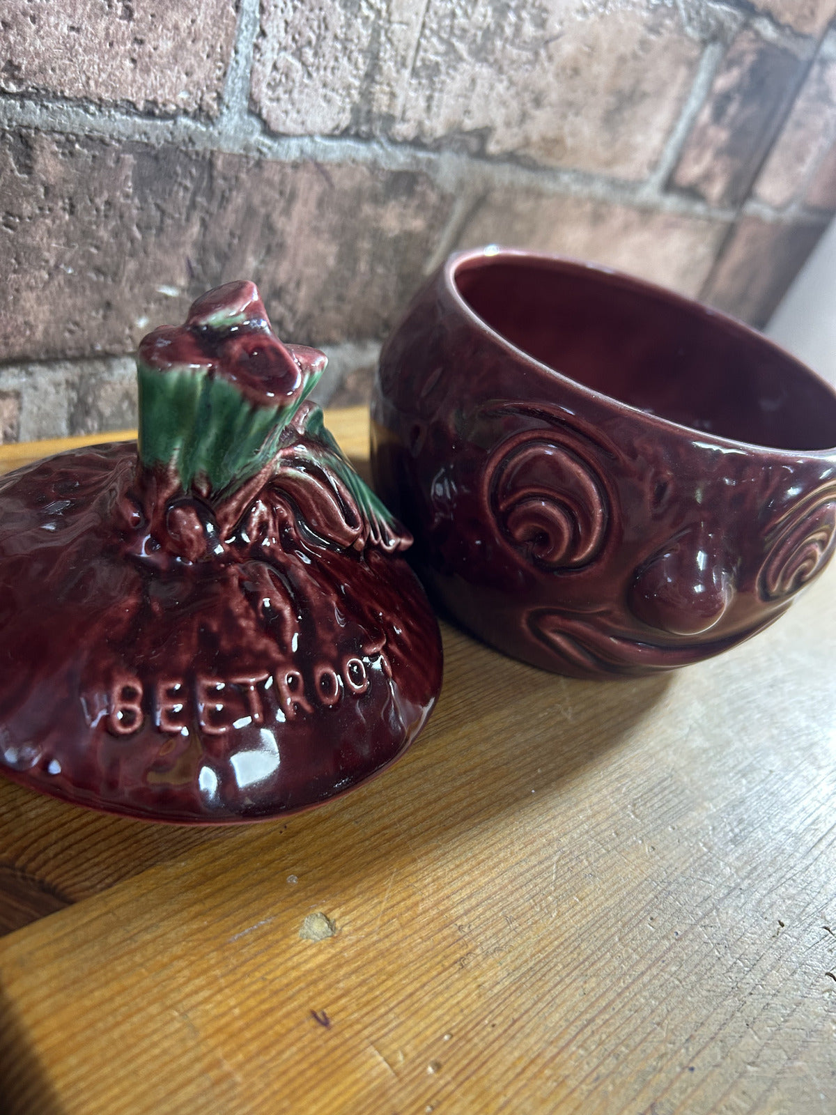 Vintage Beetroot Sylvac Ceramic Pot