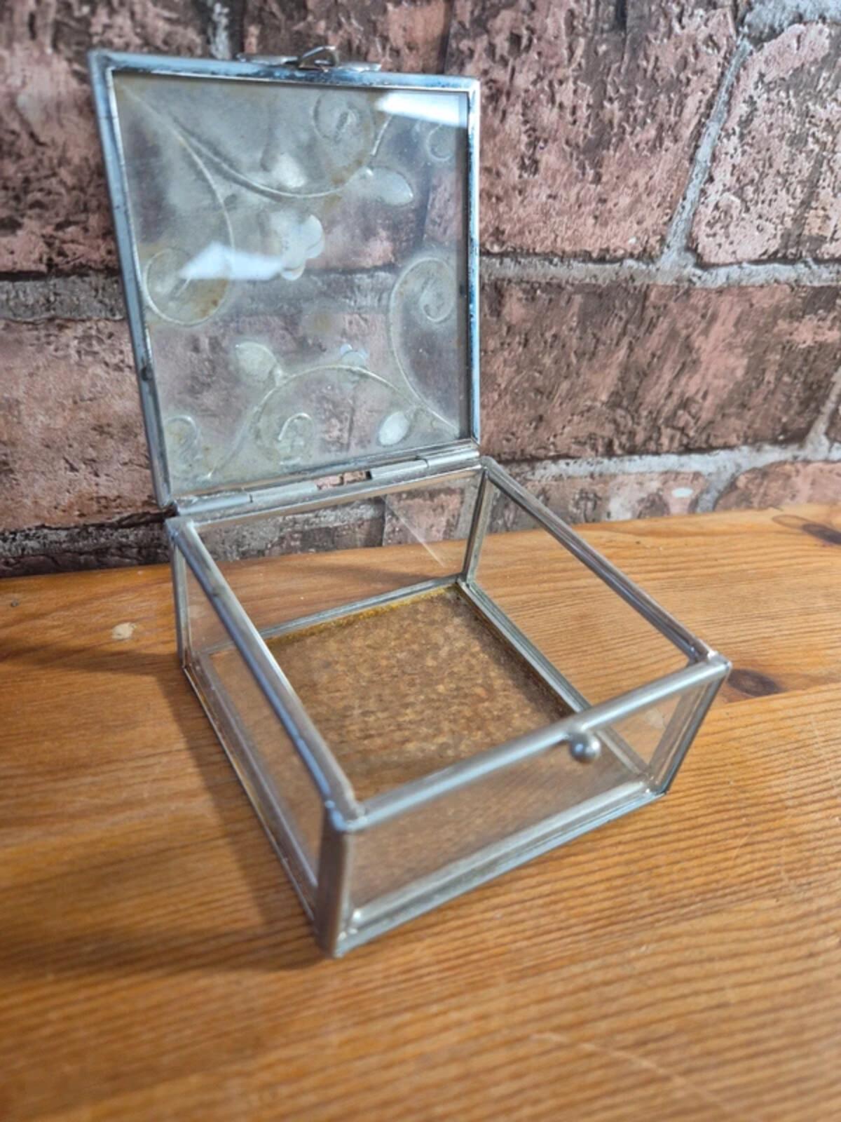 Trinket box