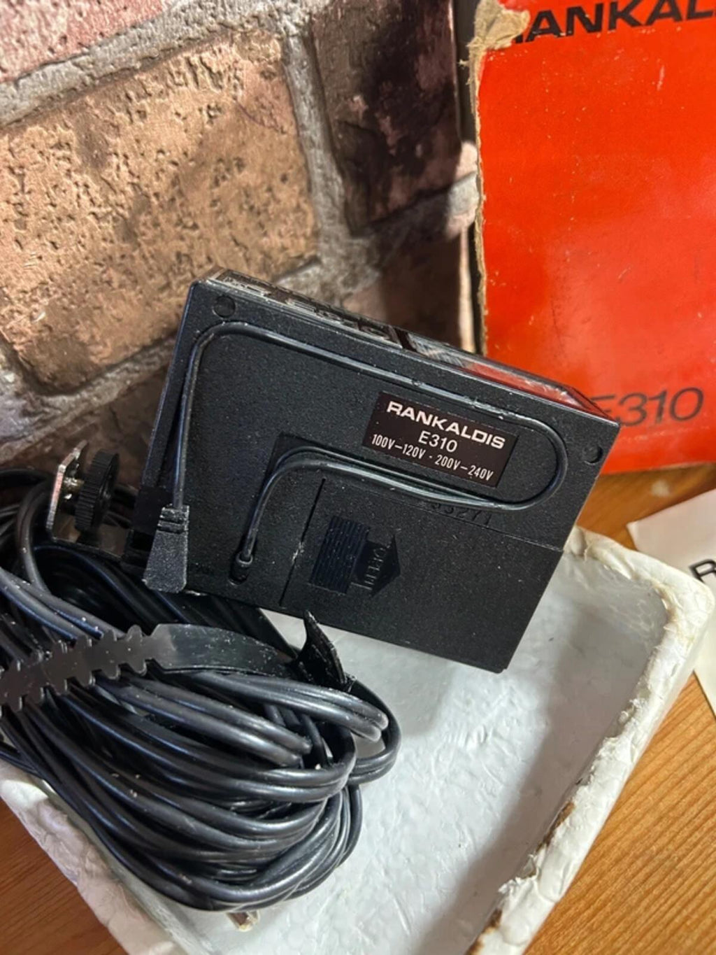 Rankaldis Electronic Flashgun E310