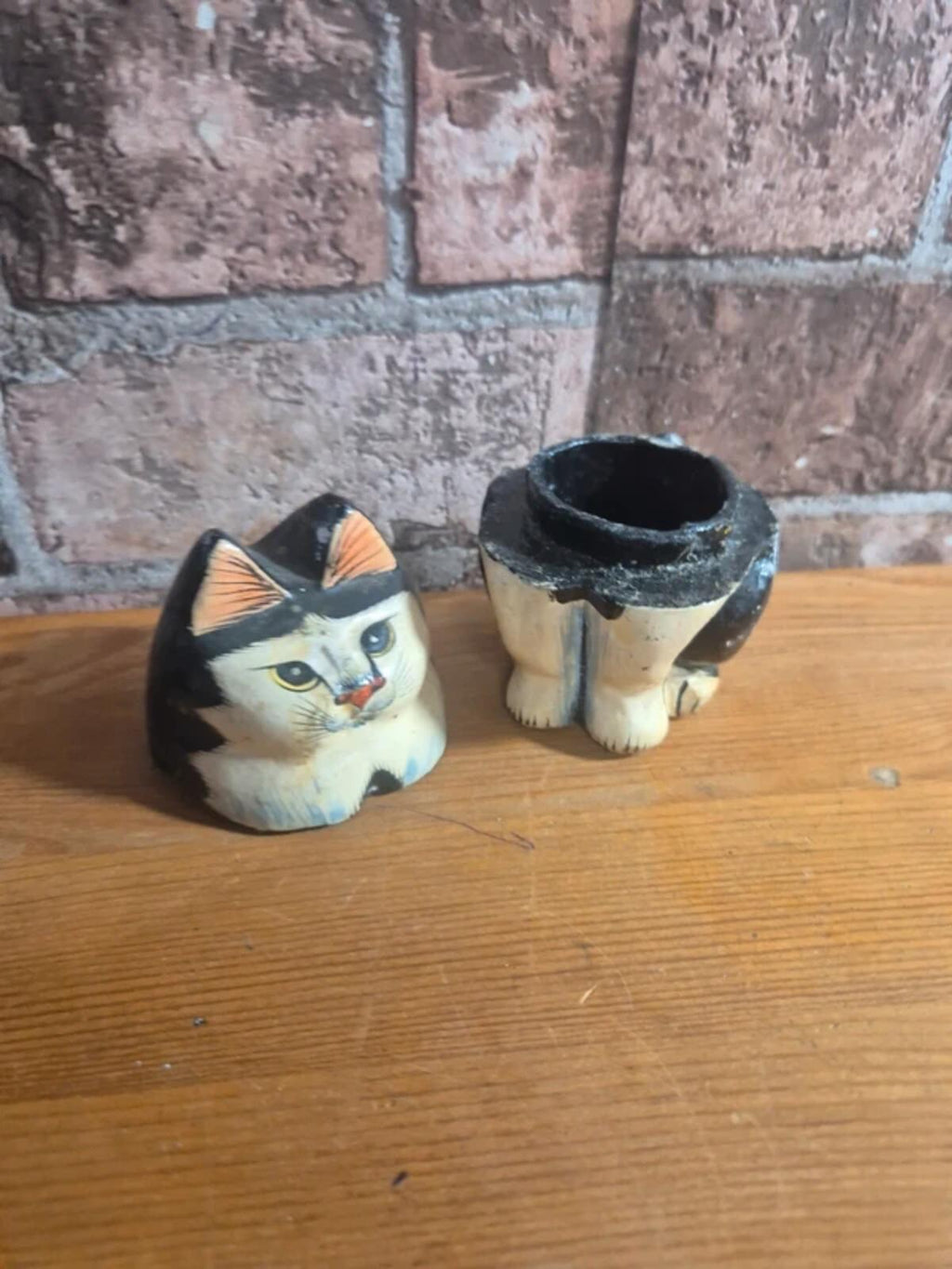 Vintage papermache cat trinket box