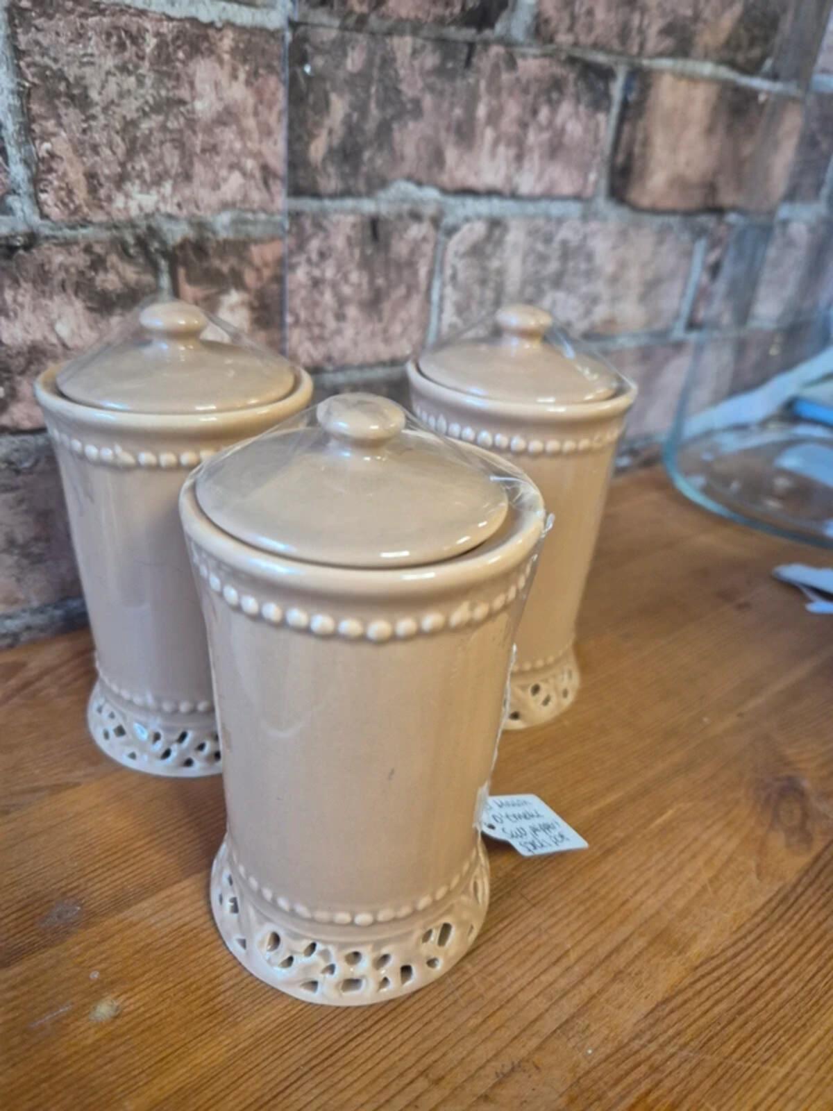 La Mason D'emelie salt, pepper and spices pot