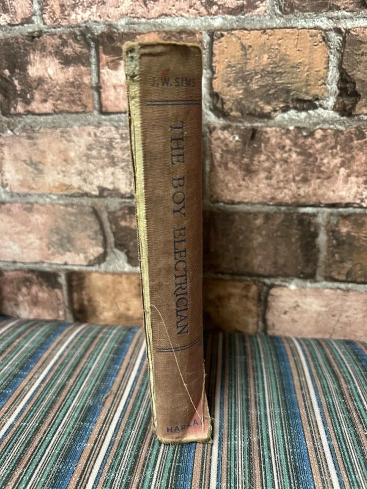 Vintage The Boy Electrician Book
