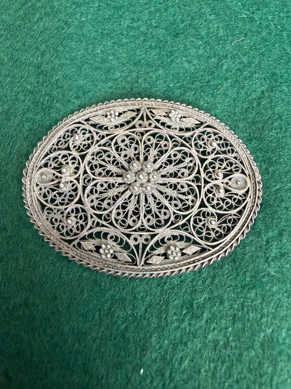 Vintage Sterling Silver Oval Filigree Brooch