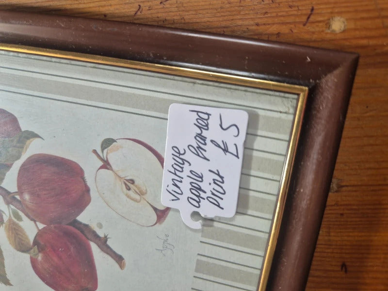 Vintage apple print