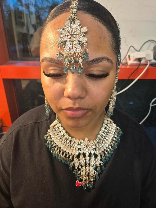 Asian jewellery set - 25