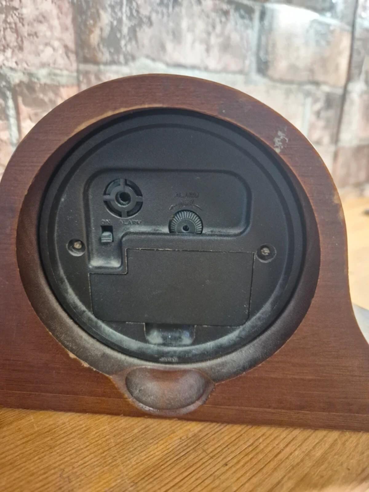 Vintage Seiko Quartz Wooden and Gold Mantle Clock