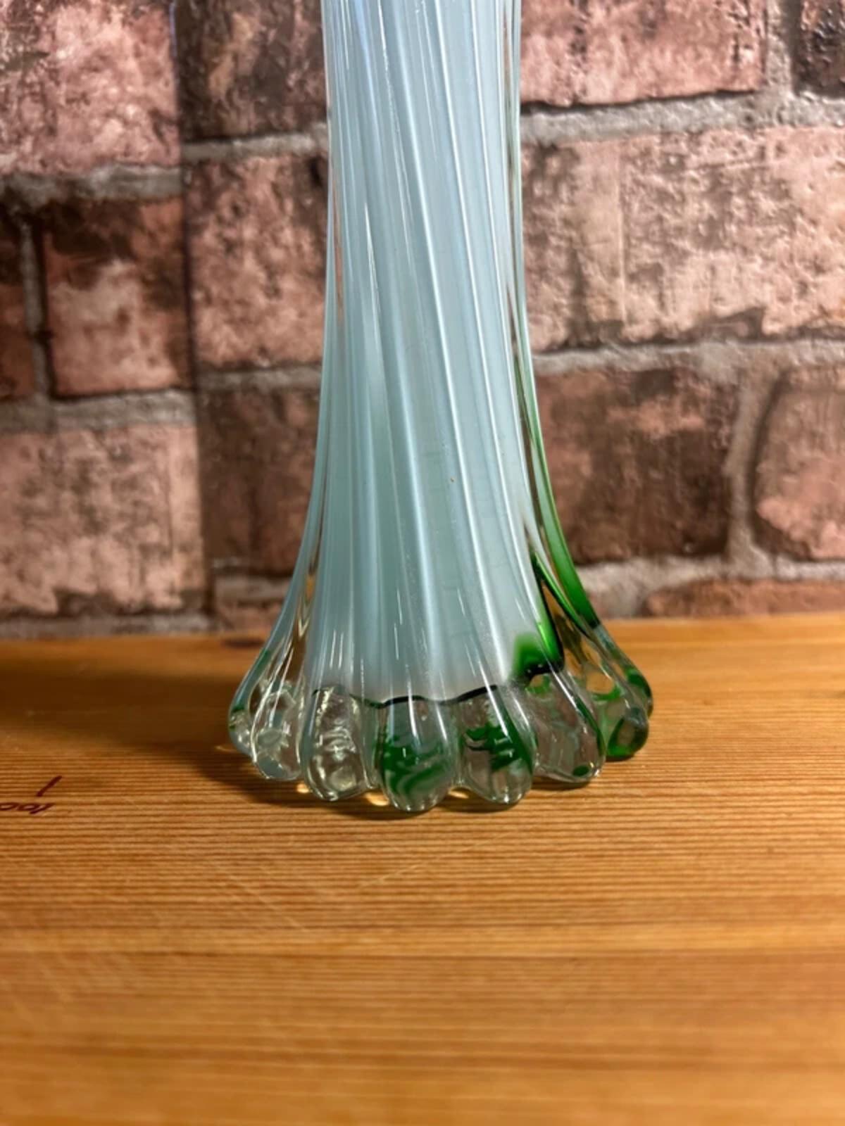 1920's Pontil Vintage Vase
