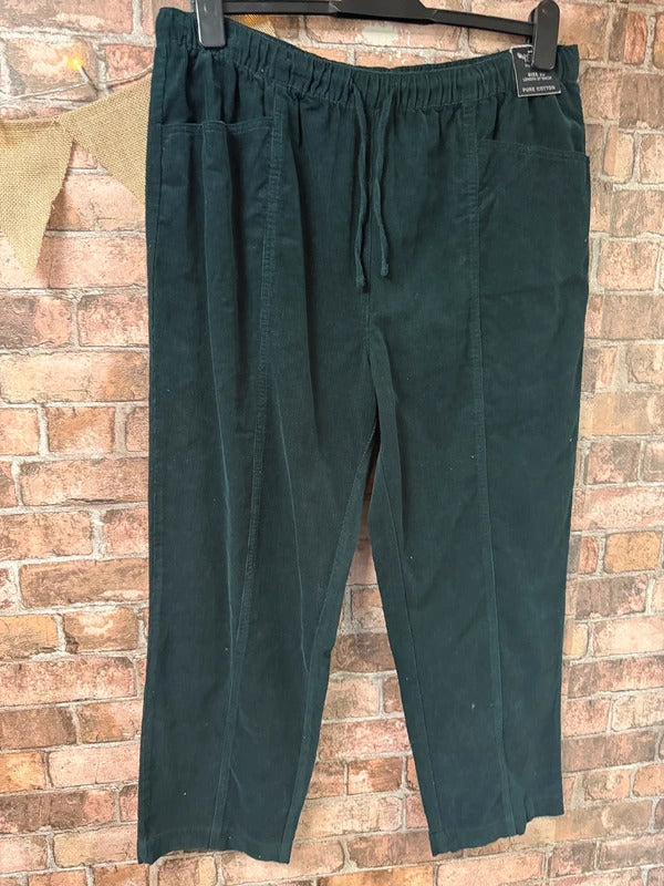 Isle Essentials Dark Green Corduroys - Size 20