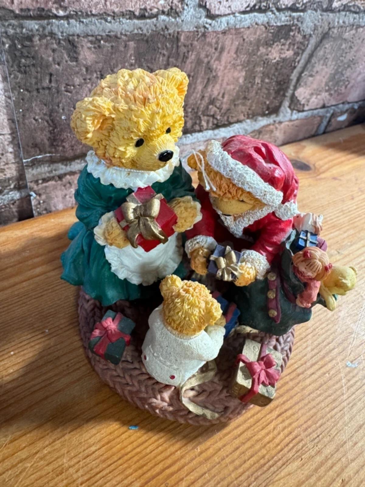 Loveable Teddies by Avon Babys First Christmas Ornament