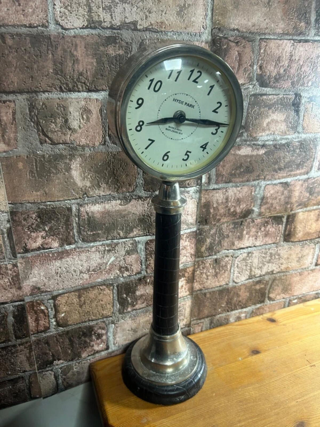 Hyde Park Vintage Desk Clock