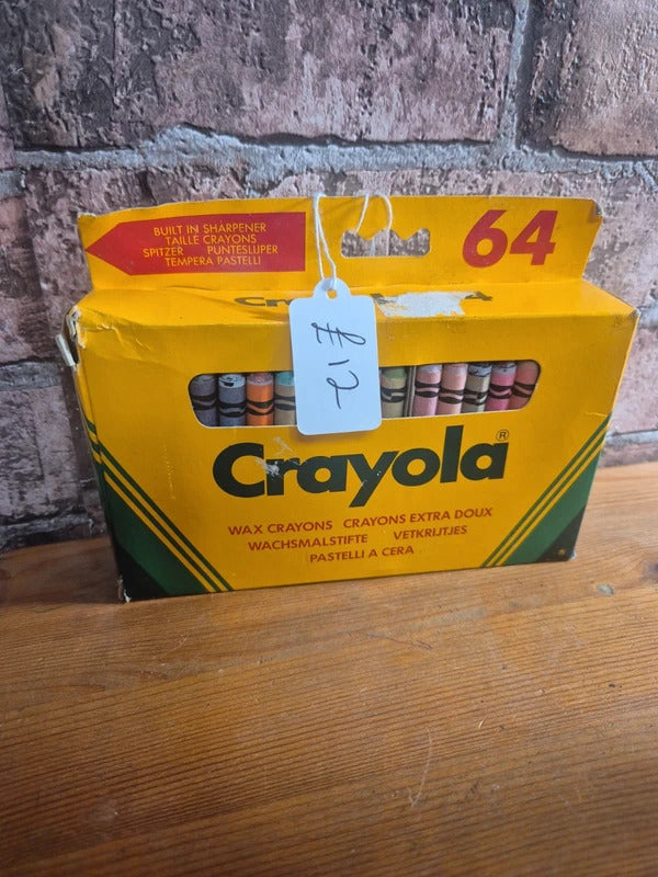 Vintage Binney & Smith Crayola crayons - full set RARE
