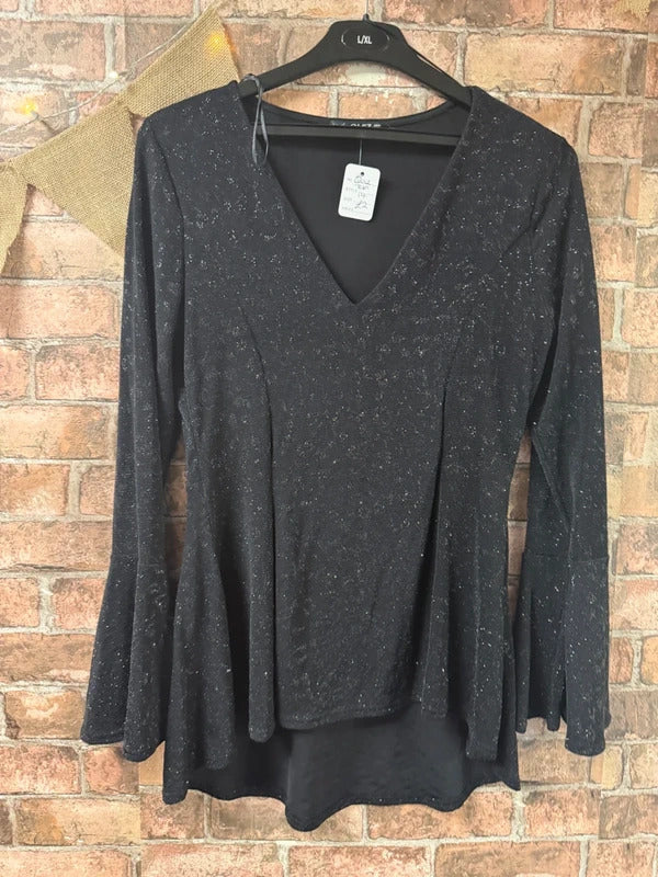Quiz Top - Size 14