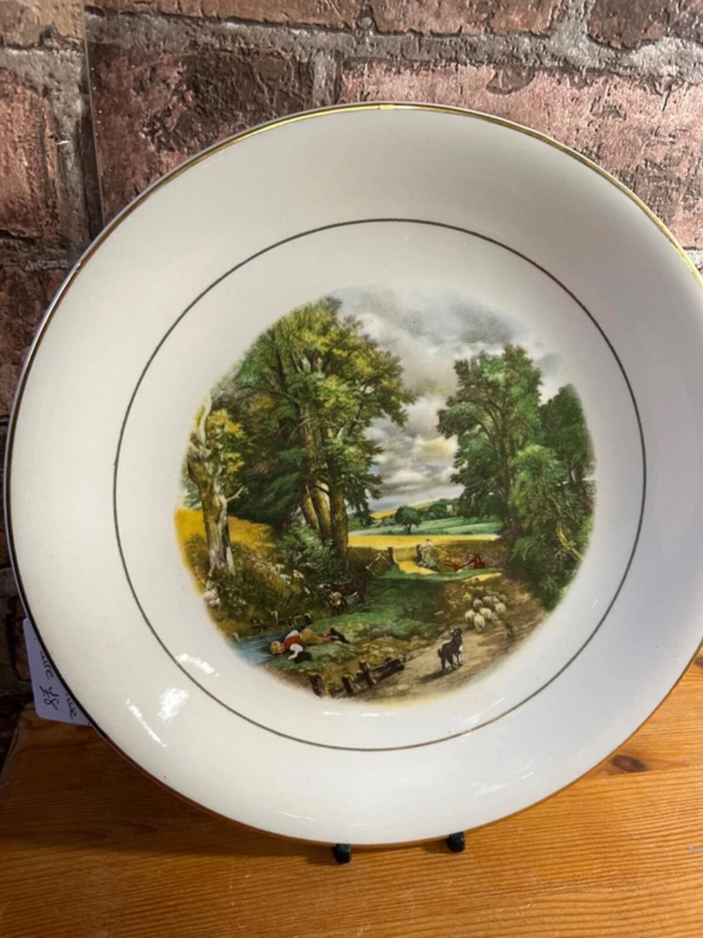 Barrett's of Staffordshire Decorative Plate