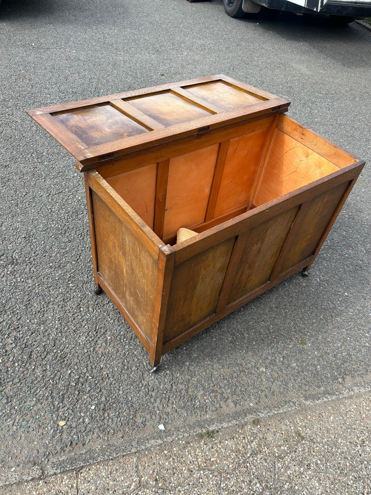 Solid Oak Vintage Ottoman Coffer on Wheels