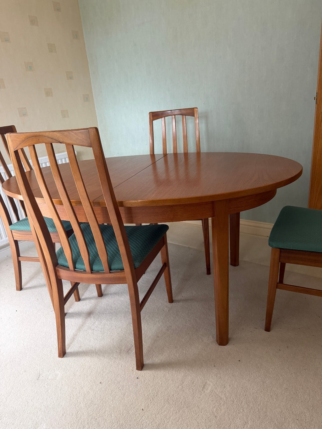 William Lawrence Mid Century Teak Extending Dining Table and Four Chairs