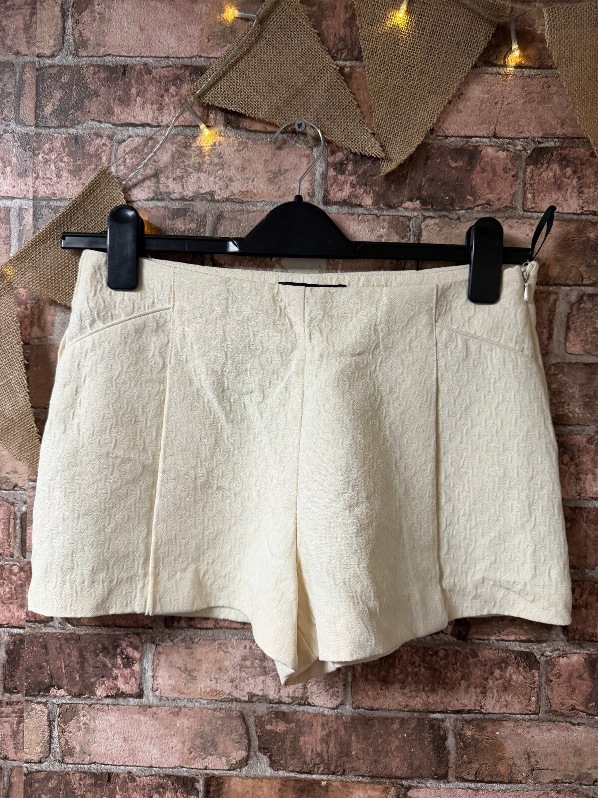 Forever 21 Cream Shorts - Size 10