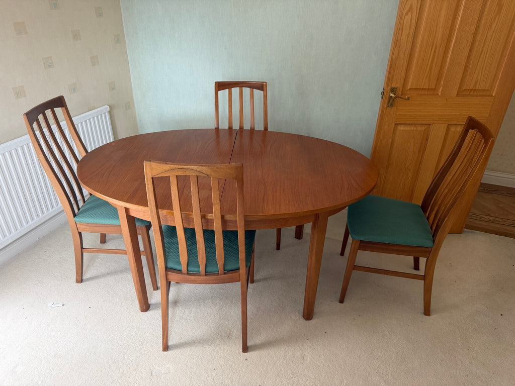 William Lawrence Mid Century Teak Extending Dining Table and Four Chairs