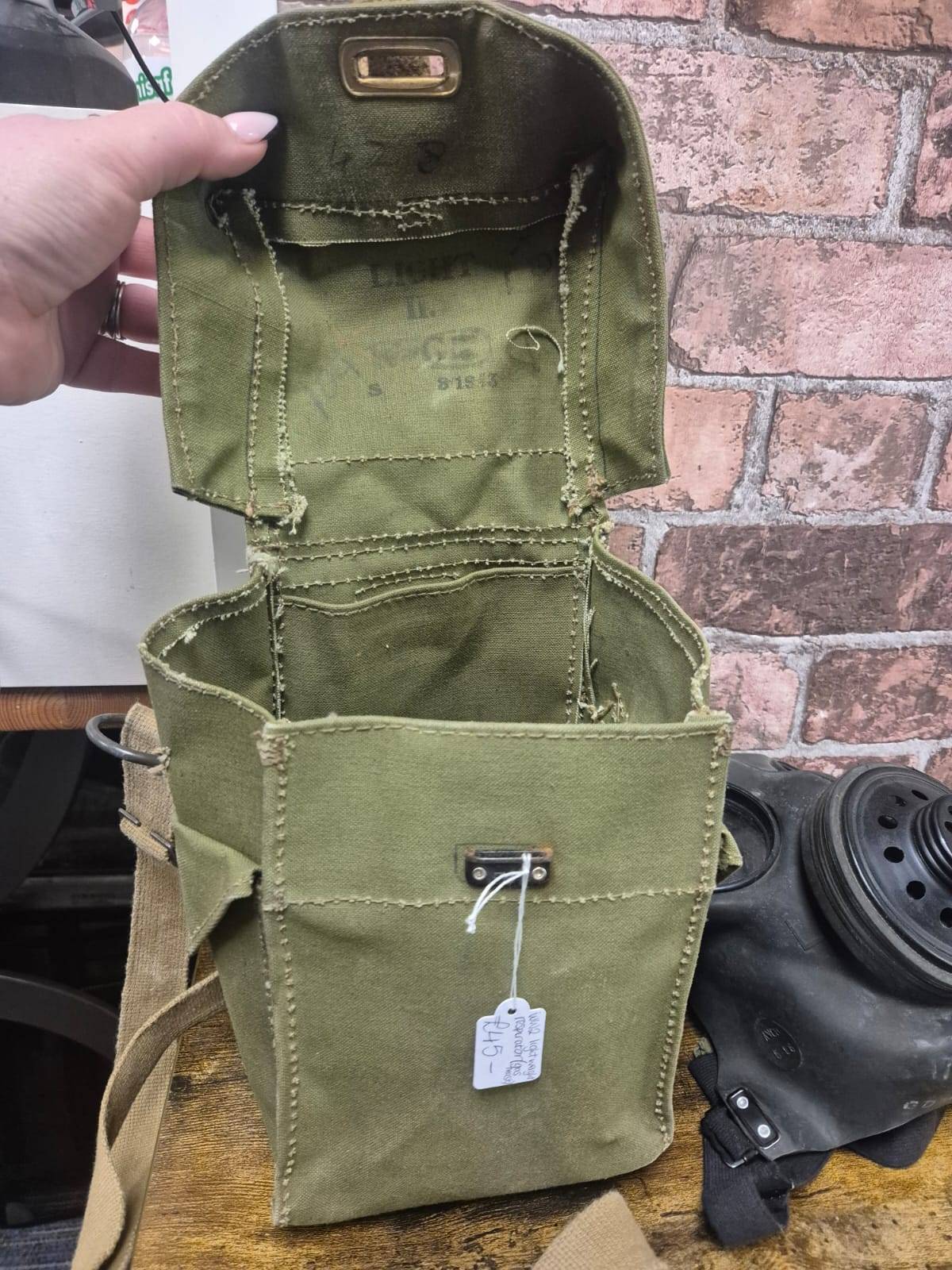 WW2 Lightweight Respirator (Gas Mask) with Storage Bag