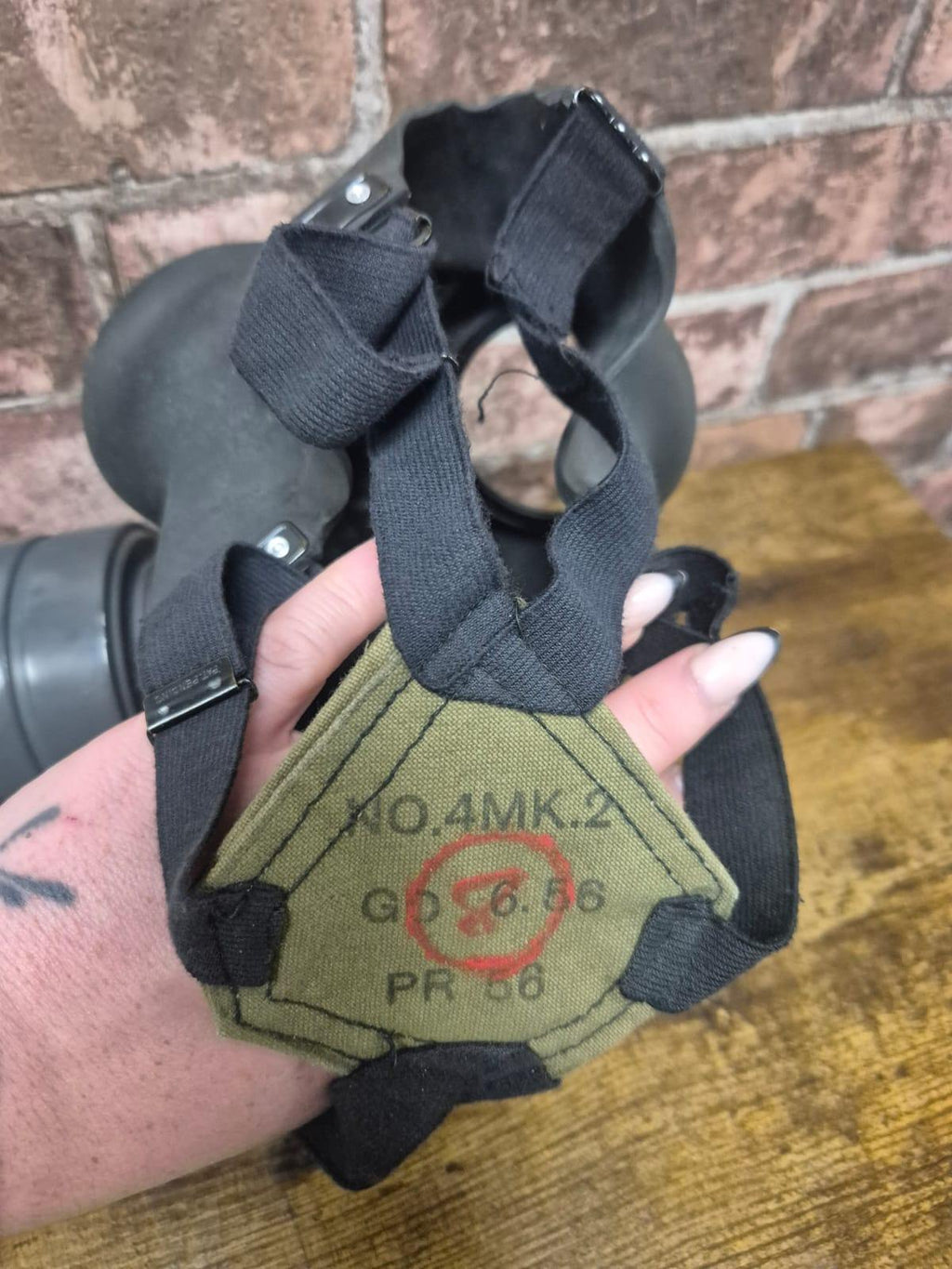 WW2 Lightweight Respirator (Gas Mask) with Storage Bag
