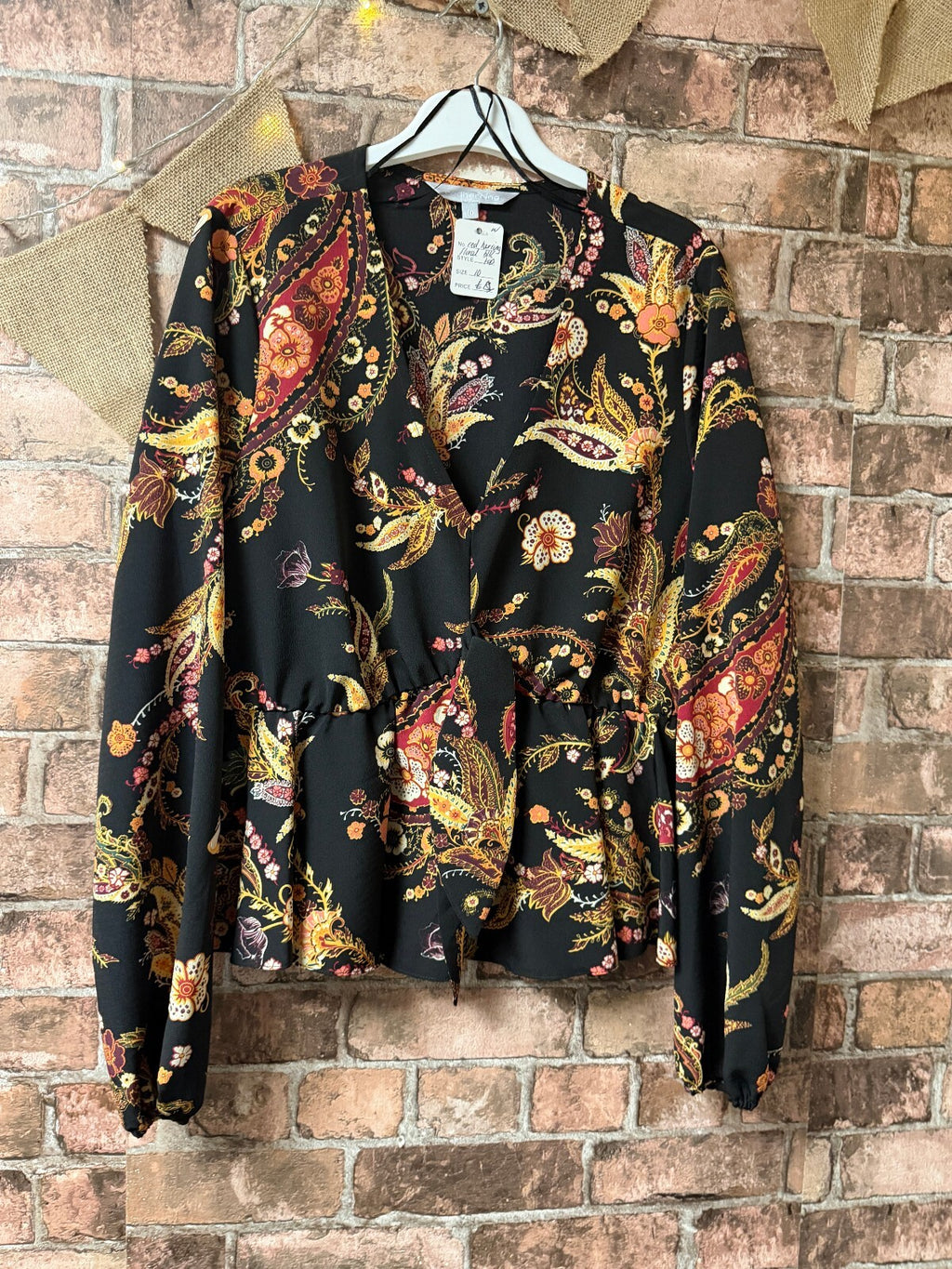 Red Herring Floral Black Top - Size 10
