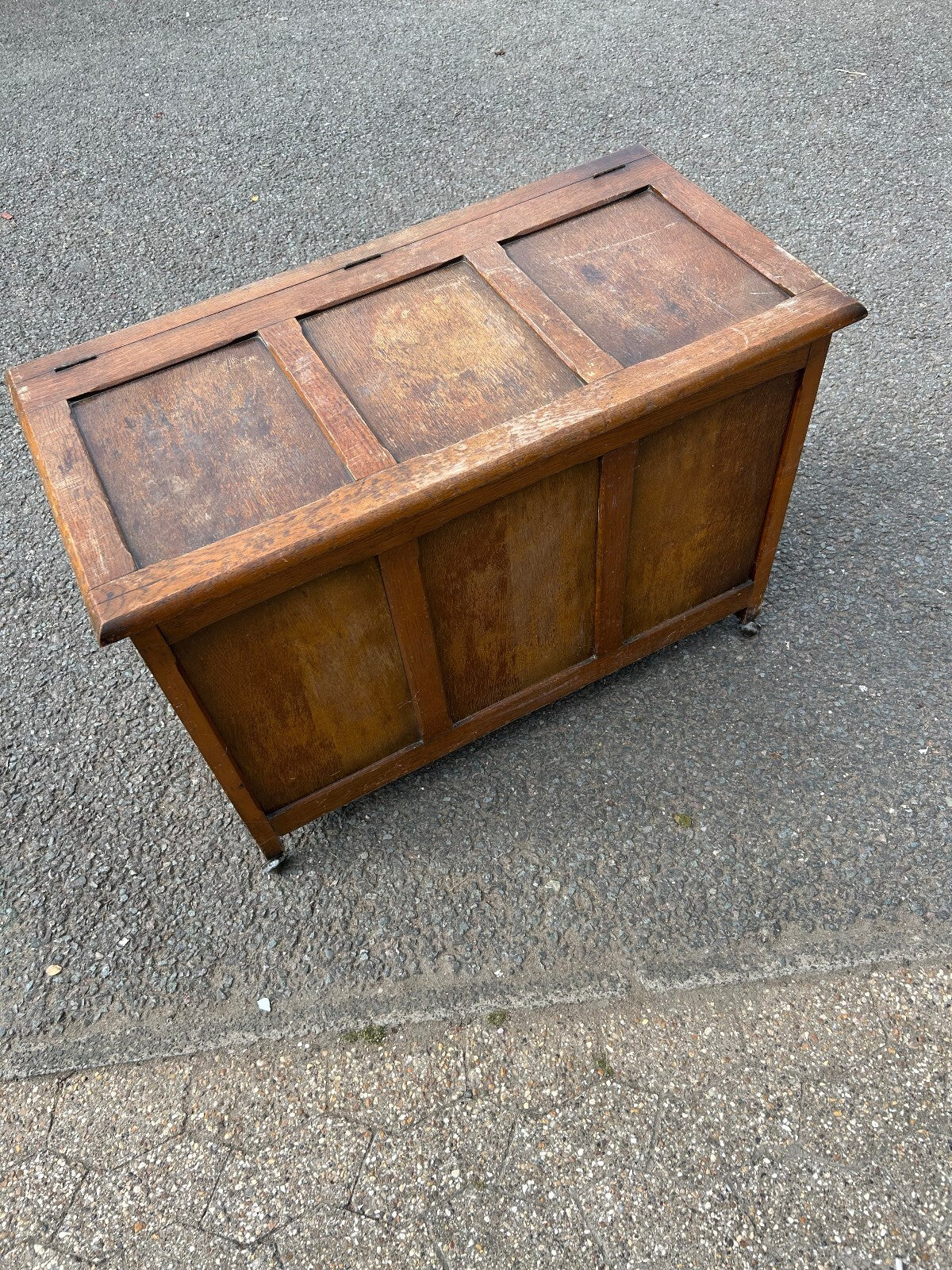 Solid Oak Vintage Ottoman Coffer on Wheels